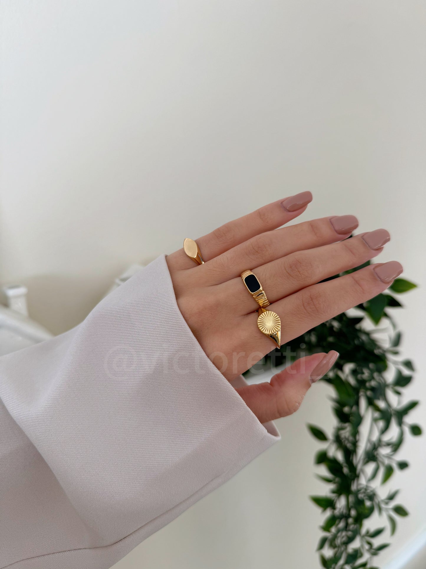 Adjustable Minimalist Ring 18k Gold Plate